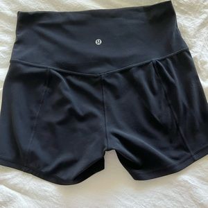 Lululemon align short